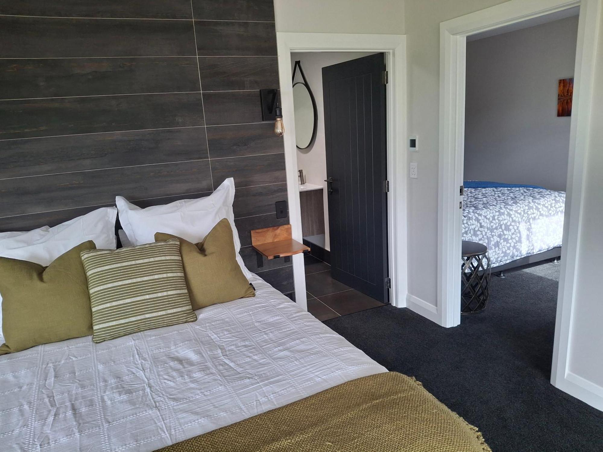 מירנדה Broadwater Farm Accommodation מראה חיצוני תמונה